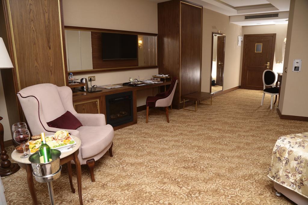 Vivaldi Park Hotel Анкара Экстерьер фото